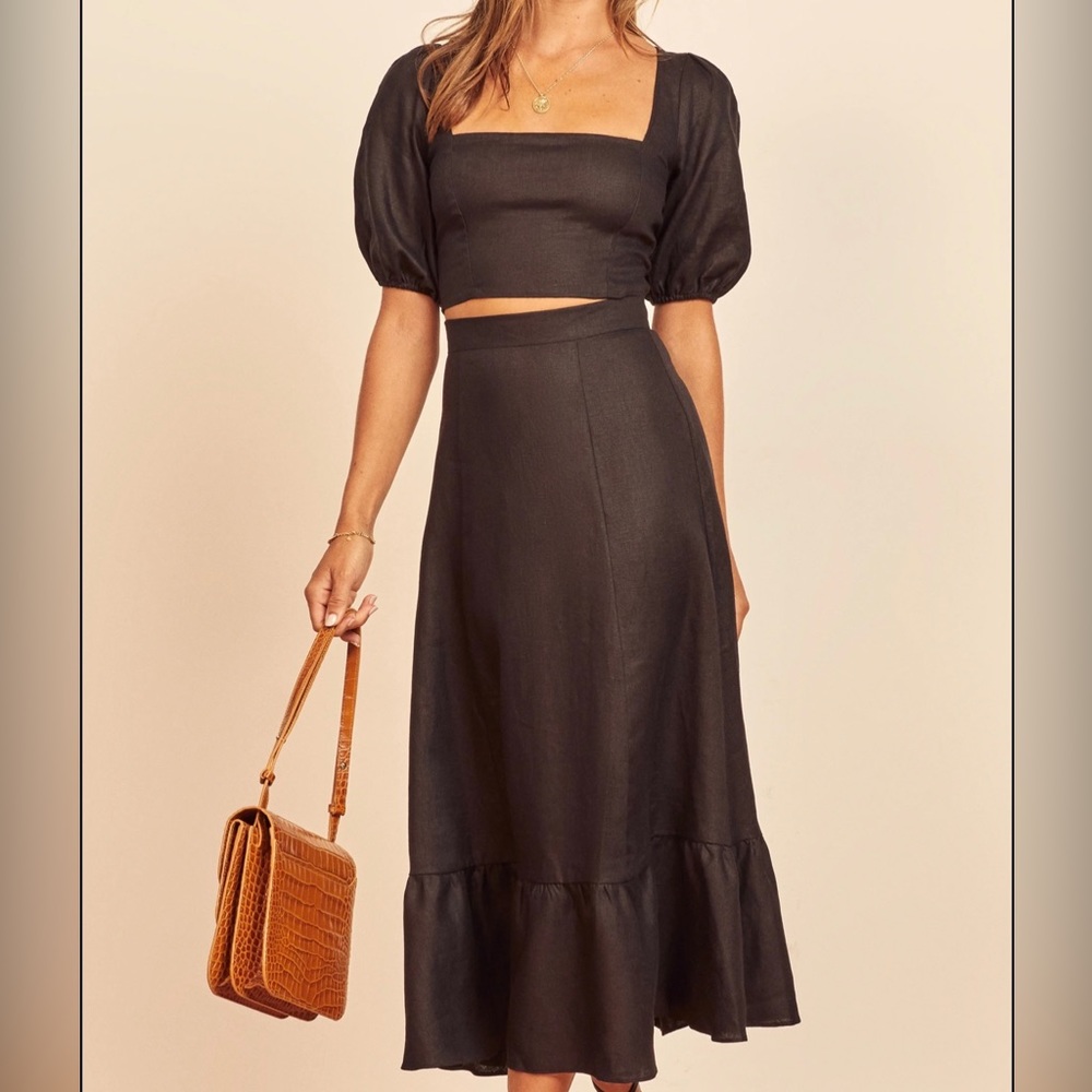 REFORMATION YUCCA LINEN BLACK TWO PIECE